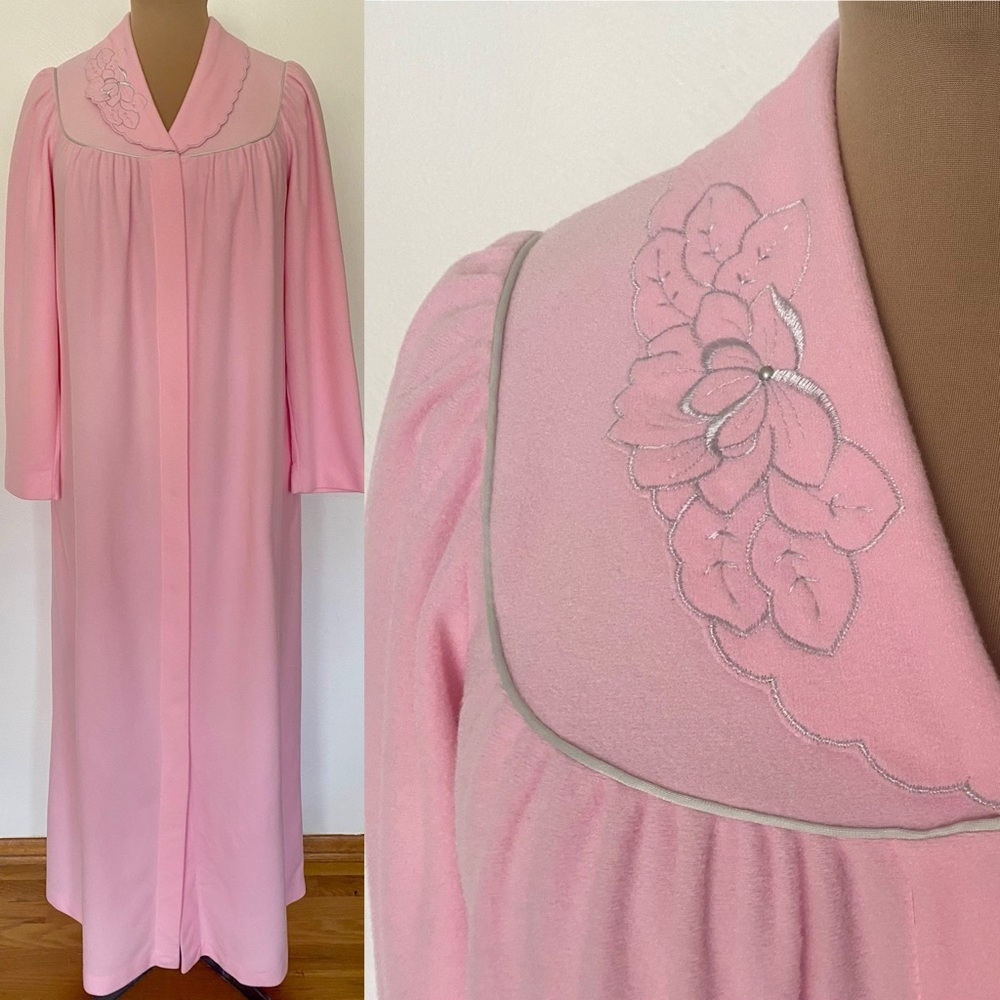Vintage 60s Velour Robe *Small* SHADOWLINE Pink Embroidered Bathrobe